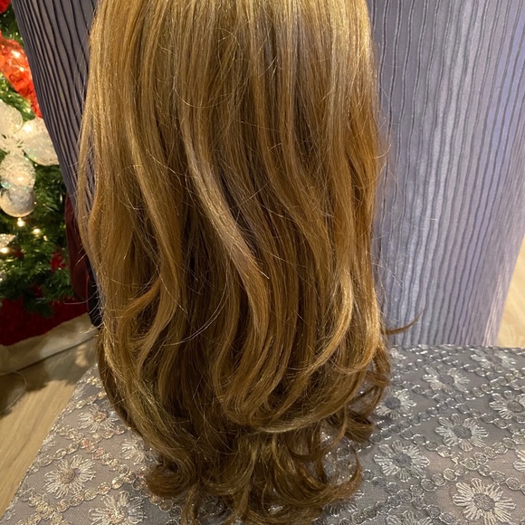 Blonde golden wavy curled hair wig - Picture 6 of 11